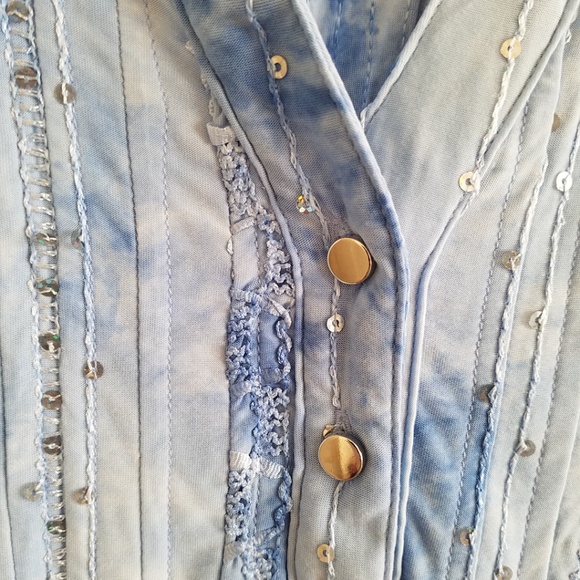 New Directions Petite Sleeveless Blouse - Picture 2 of 5